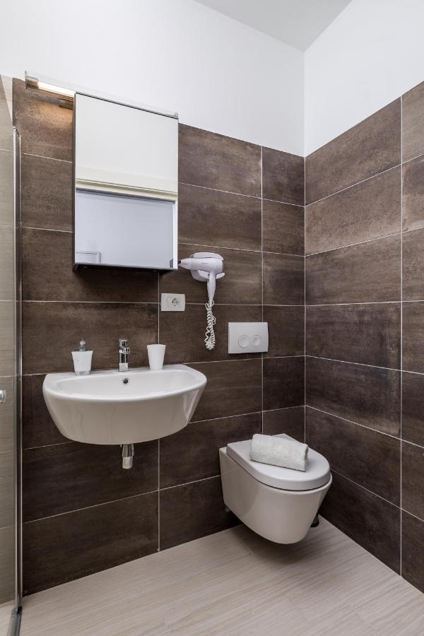 Apartments Harbour View Rijeka Luaran gambar