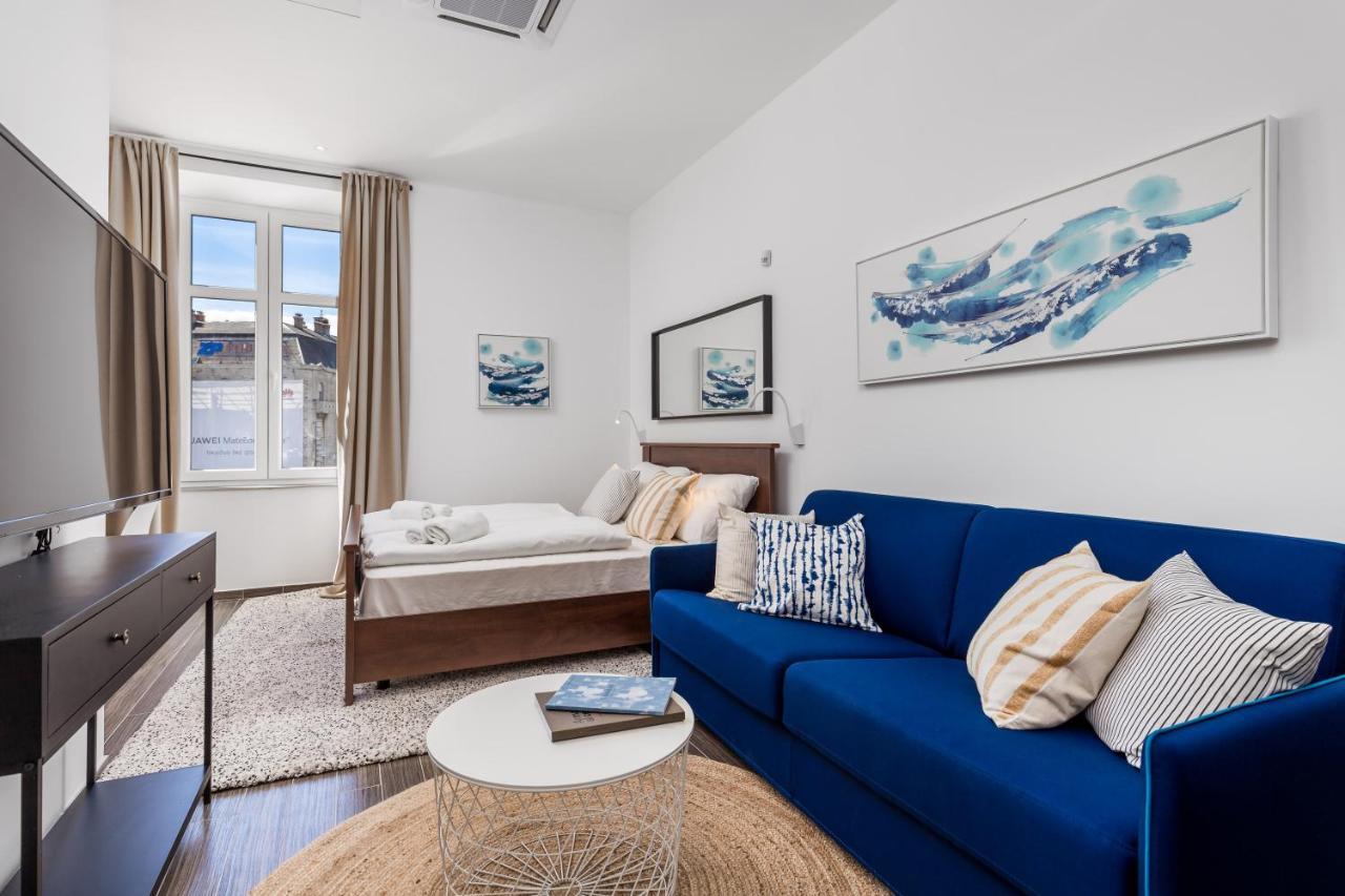Apartments Harbour View Rijeka Luaran gambar