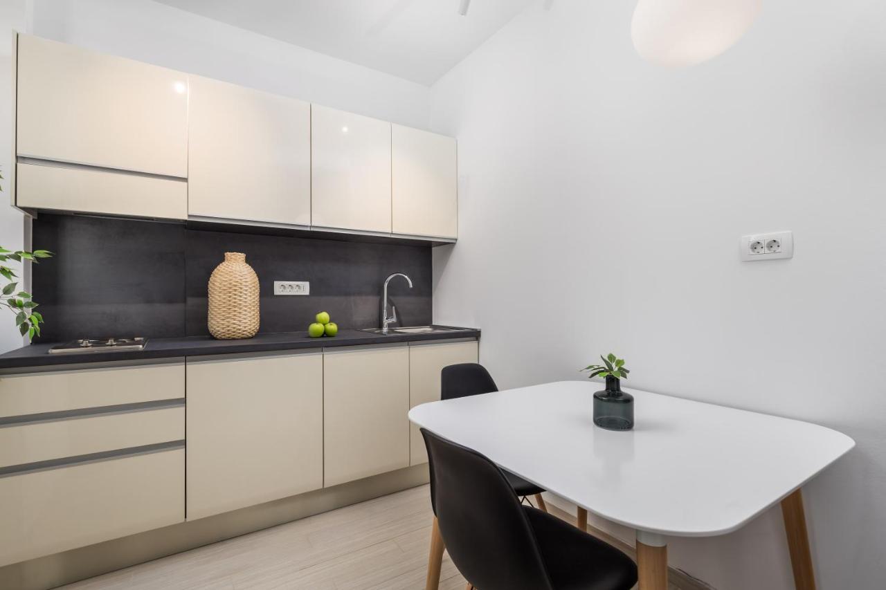 Apartments Harbour View Rijeka Luaran gambar