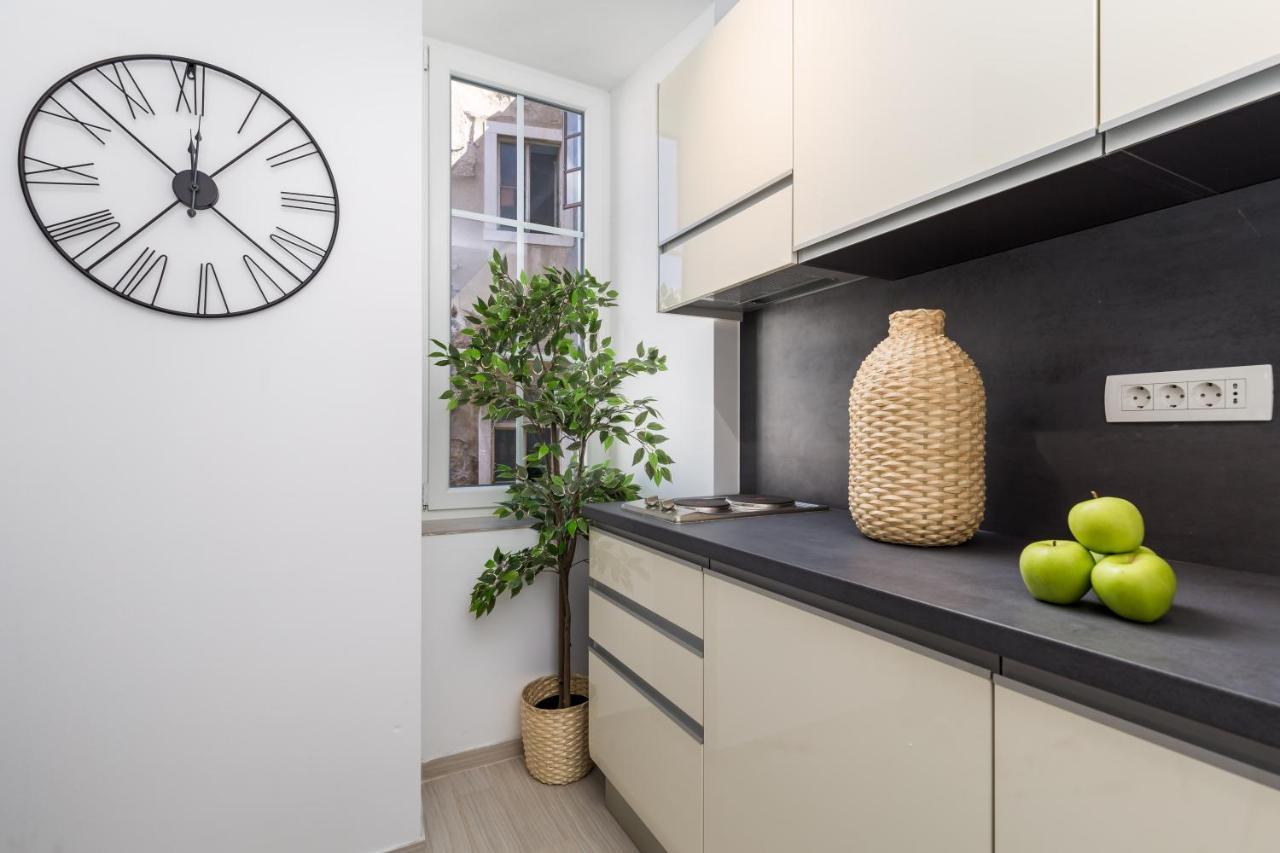 Apartments Harbour View Rijeka Luaran gambar