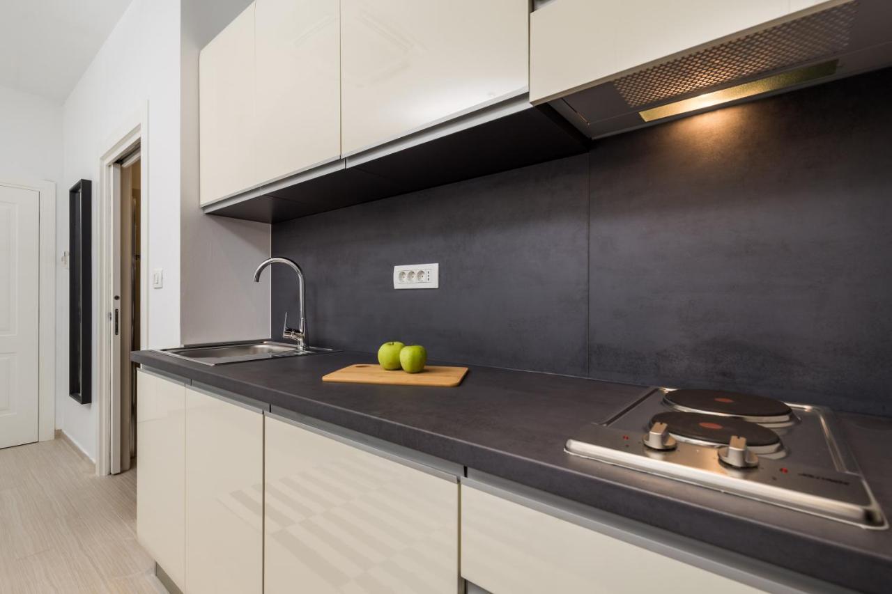 Apartments Harbour View Rijeka Luaran gambar