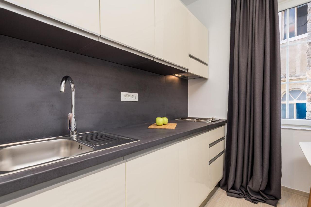 Apartments Harbour View Rijeka Luaran gambar