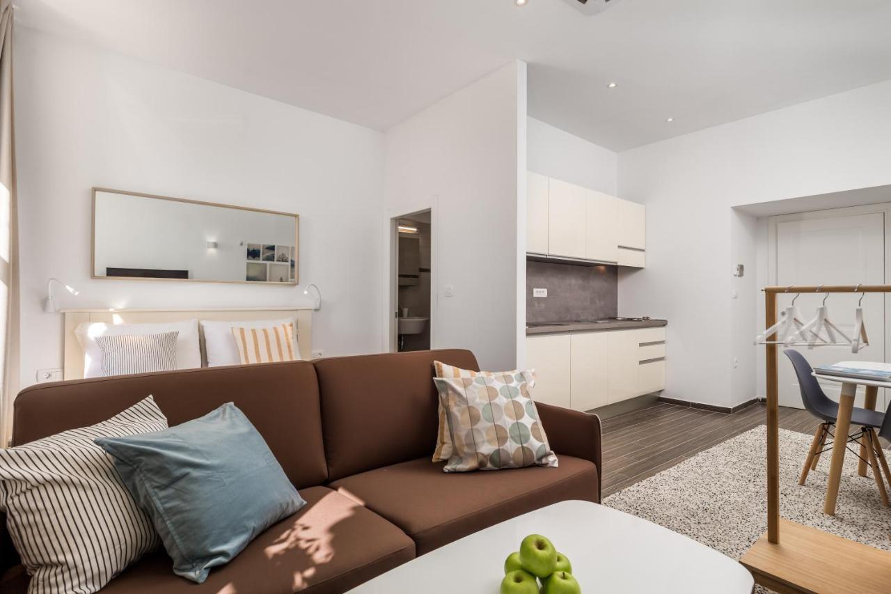 Apartments Harbour View Rijeka Luaran gambar